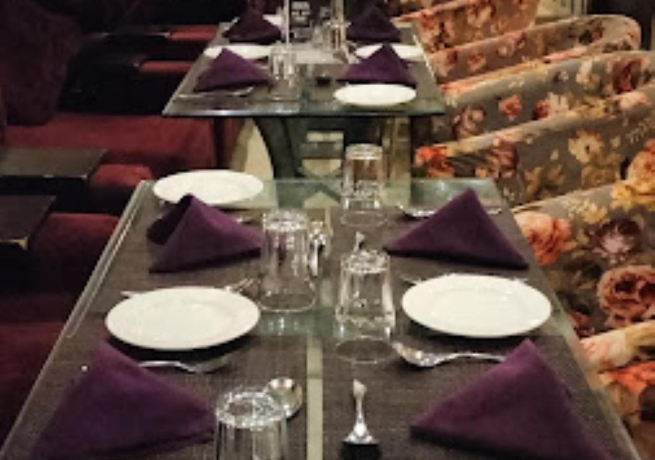 Hotel Siddharth Premiere Chandrapur Eksteriør billede