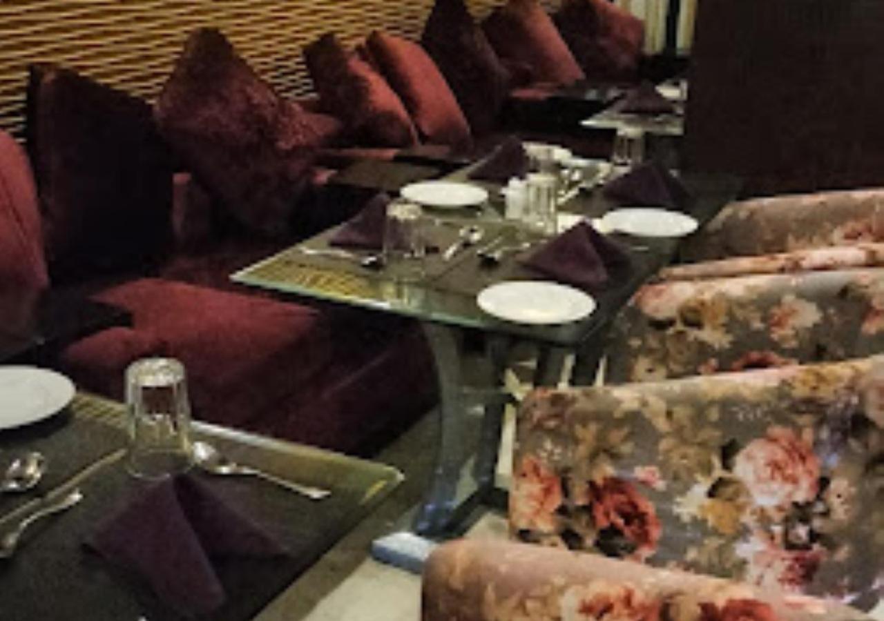 Hotel Siddharth Premiere Chandrapur Eksteriør billede